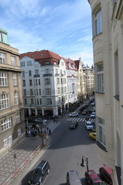 Old Town Square Superior Apartments - Valentin Prag Dış mekan fotoğraf